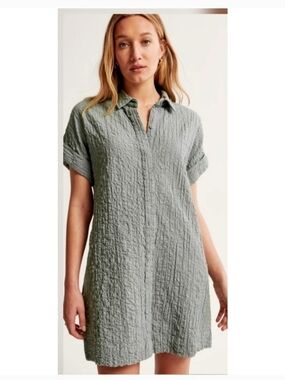 Abercrombie & Fitch Textured Button-Through Shirt Dress Size‎ XSP Green